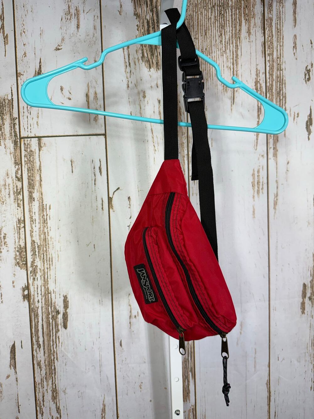 Jansport, Vintage Red Belt Bag. In excellent condition. 46" Length